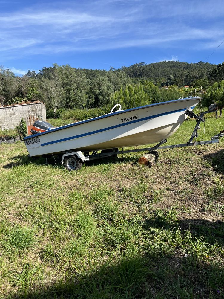 Barco fibra de vidro