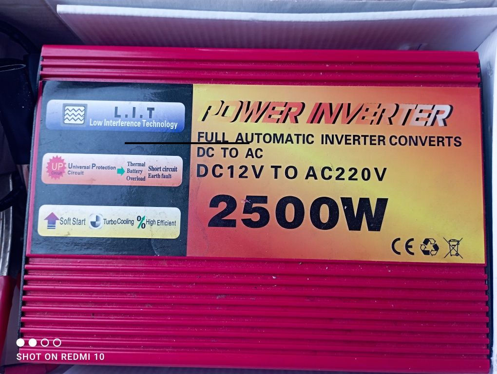 Преобразователь напряжения Power Inverter CIEMANS 12V-220V 2500W