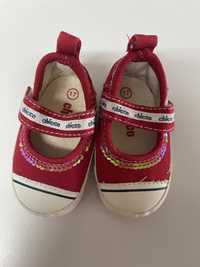 Sapatos de menina bebe chicco