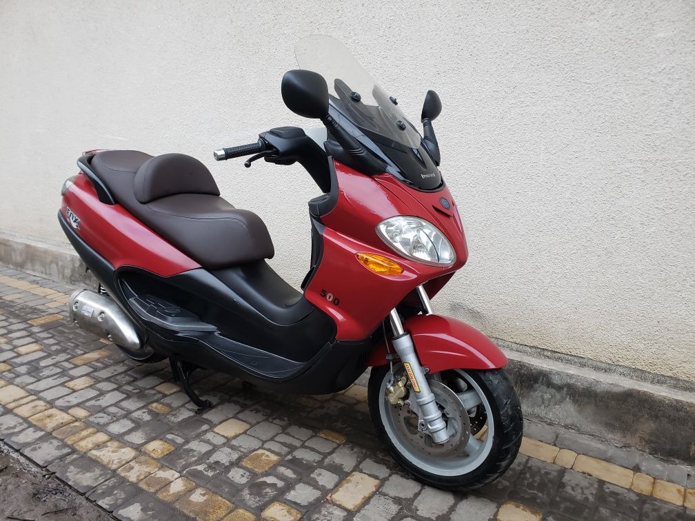 Скутер Piaggio X9 500i