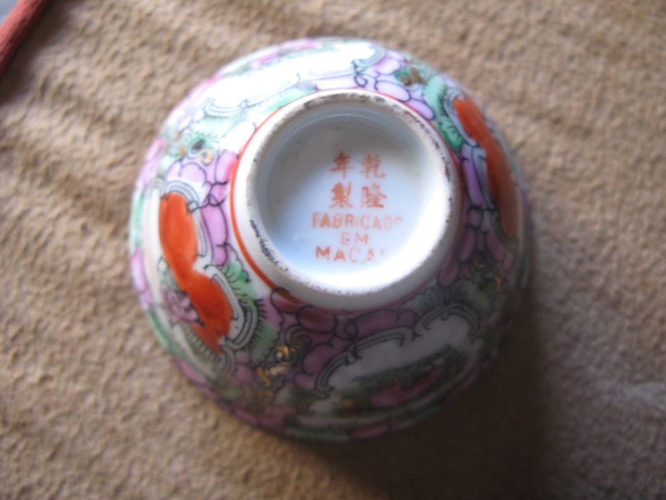 Taça porcelana chinesa fabricada em Macau
