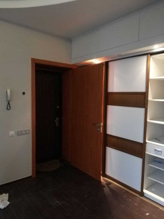 Продаж 2-к квартири 138,8 м2 Київ, вул.В. Васильківська 18  280000$
