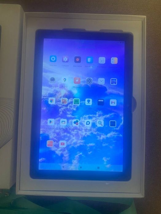 Atar Android планшет 4 + 64 ГБ 10дюймів