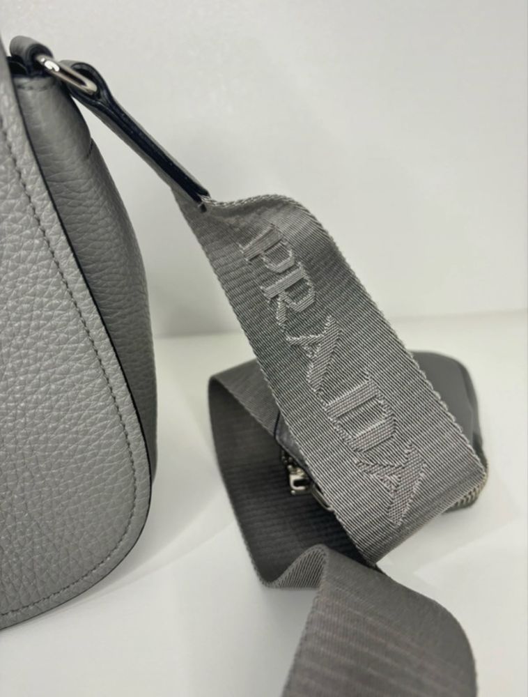 Torebka prada shoulder bag