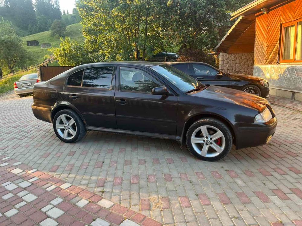 Skoda octavia tour 2001 рік