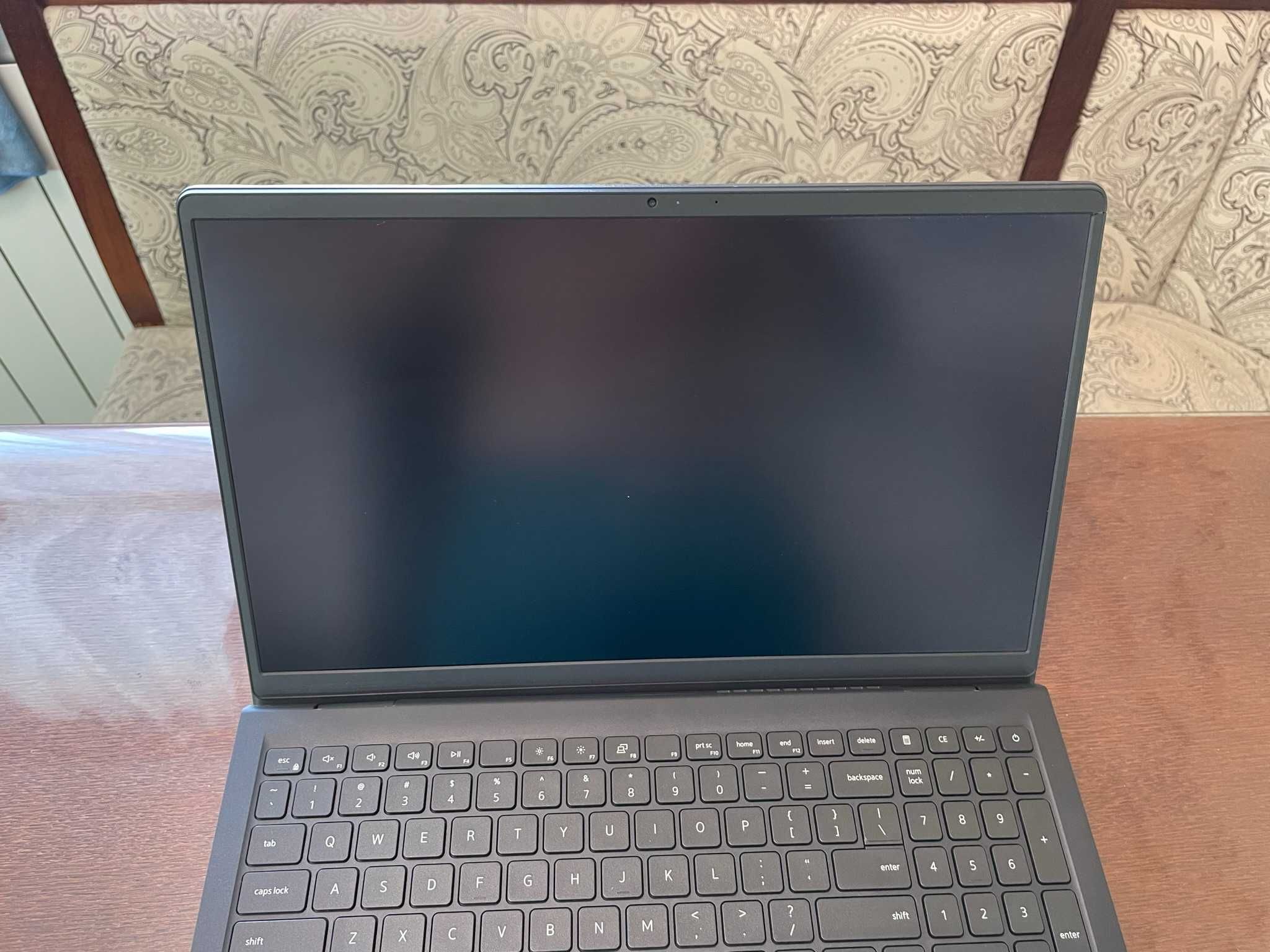 Ноутбук 15 FHD Dell Inspiron 3511 (I3-1115G4/8Gb/SSD256/Intel Iris Xe)