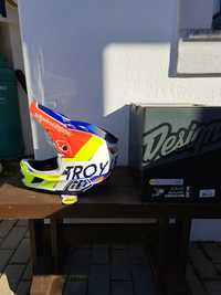 Capacete  troy lee d4 novo