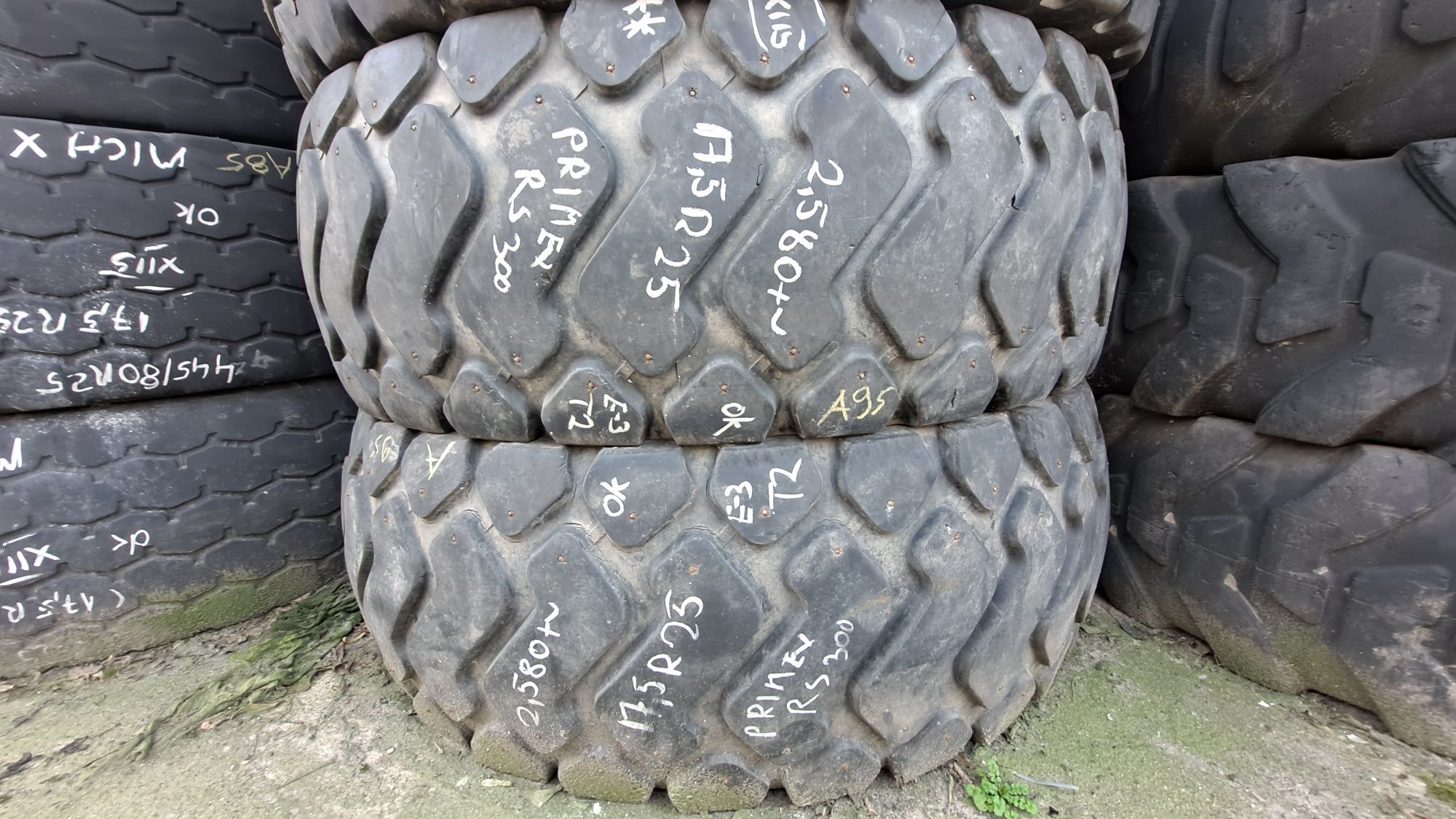 Para bez napraw 17.5R25 Primex