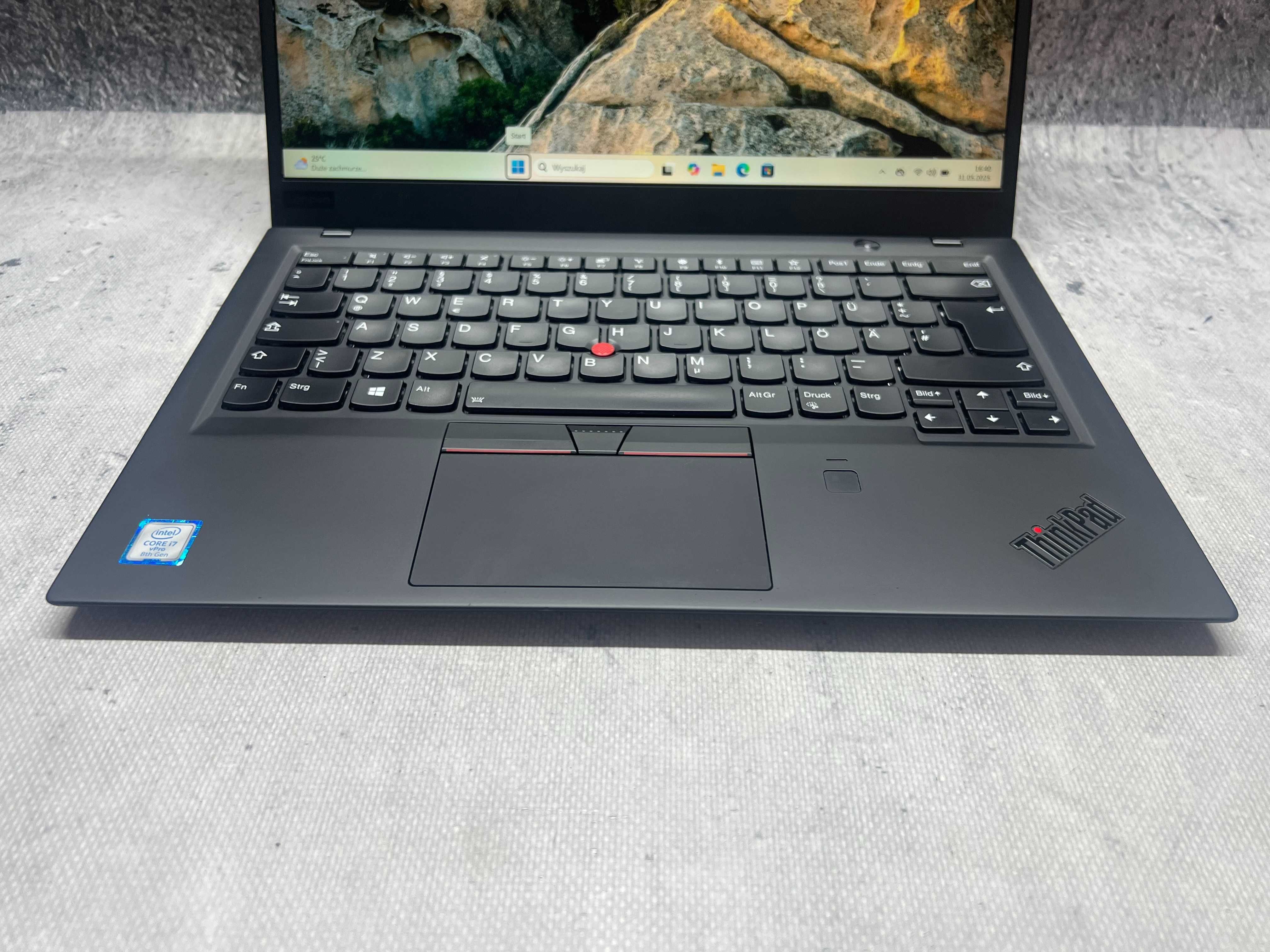 Lenovo X1 Carbon / i7 8650u 4.2GHz / 16GB DDR4 / 1TB SSD / 14 2K