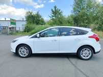 Ford Focus Titanium, asystent parkowania, aktywny tempomat, radar