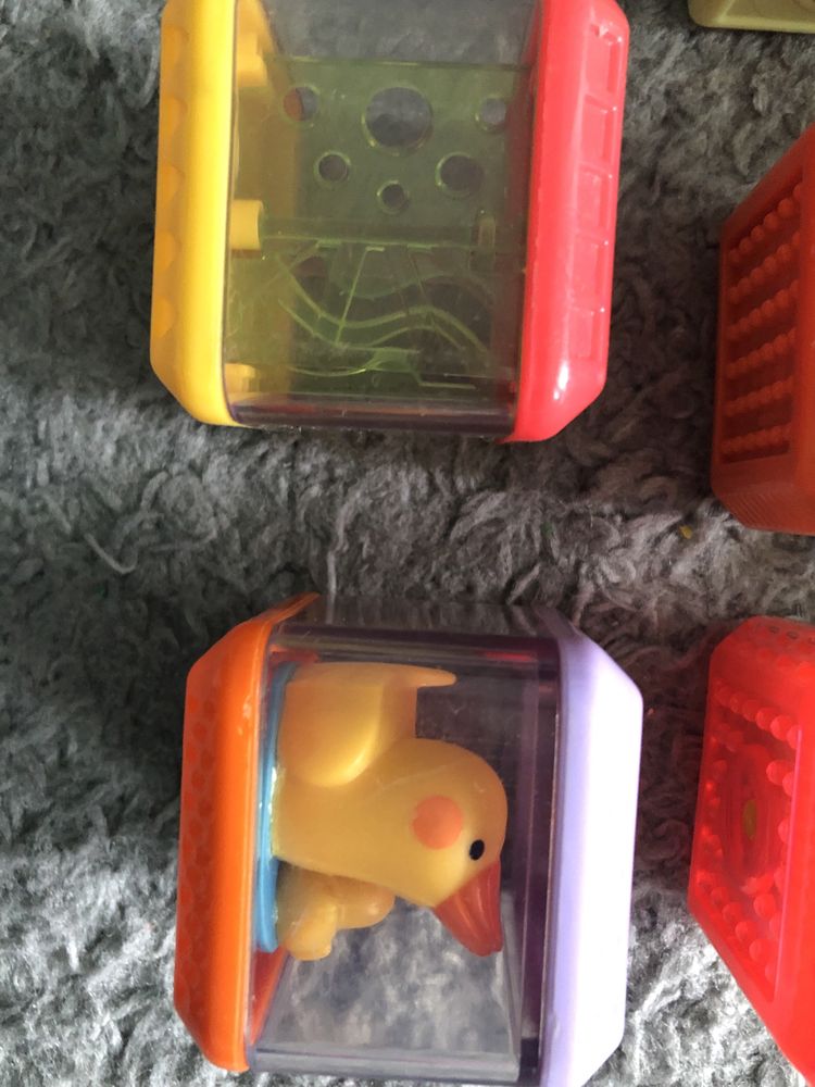 FISHER PRICE interaktywne klocki