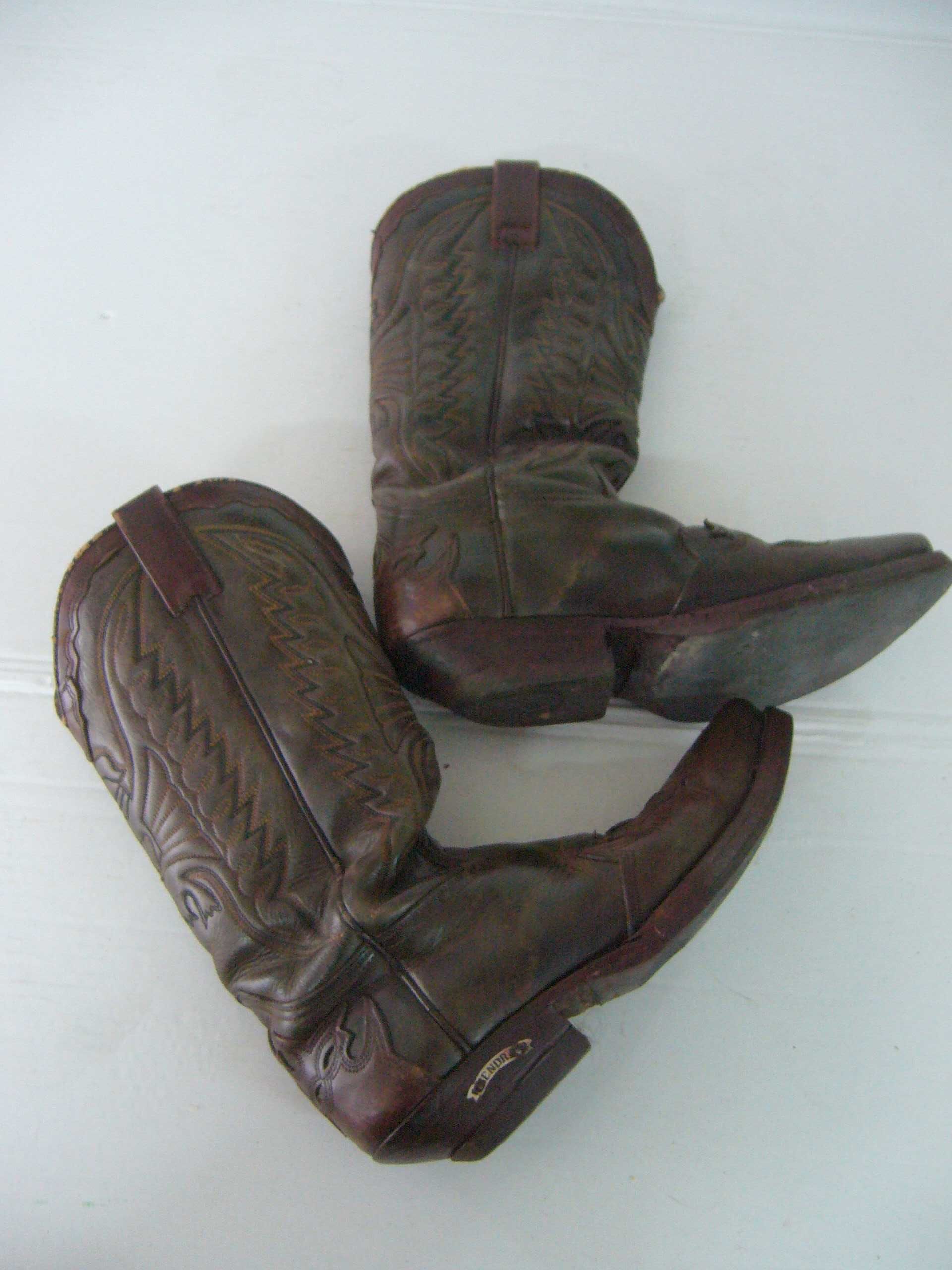 Vendo botas texanas marca Sendra