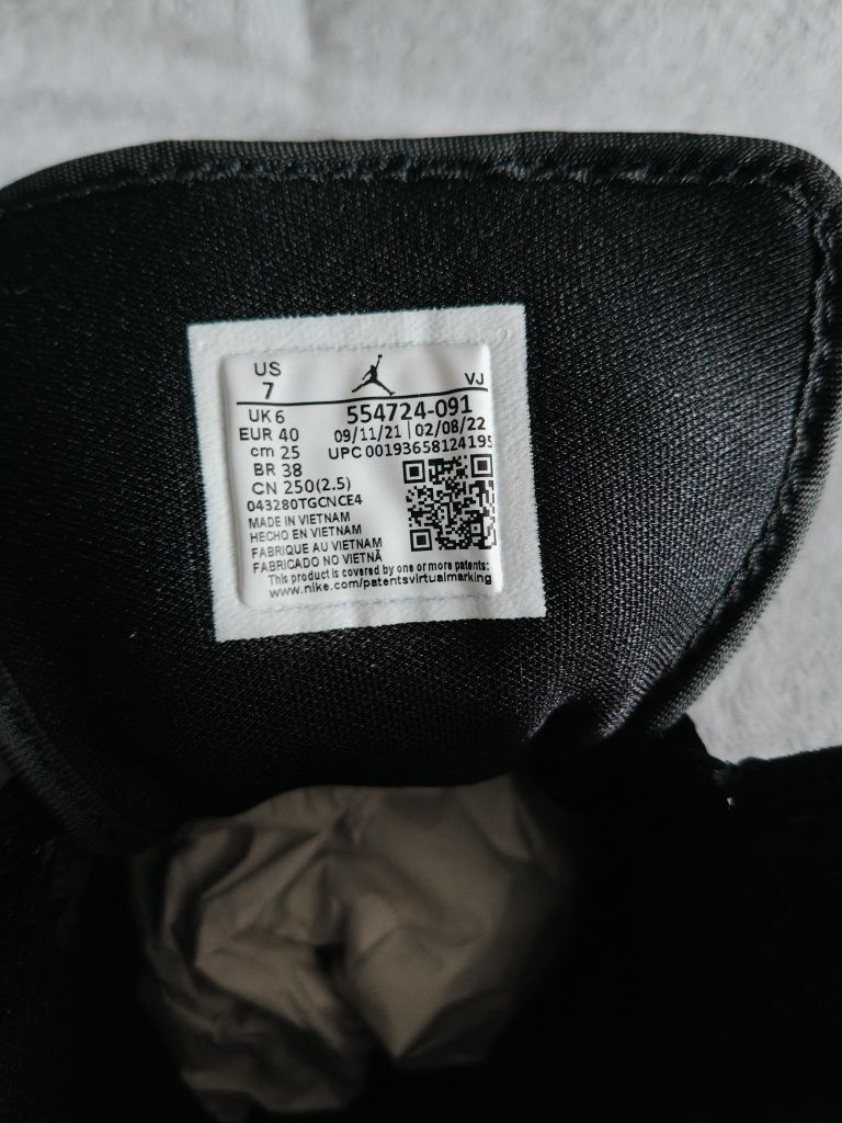 Buty Air Jordan 1 MID rozm.40 - polecam
