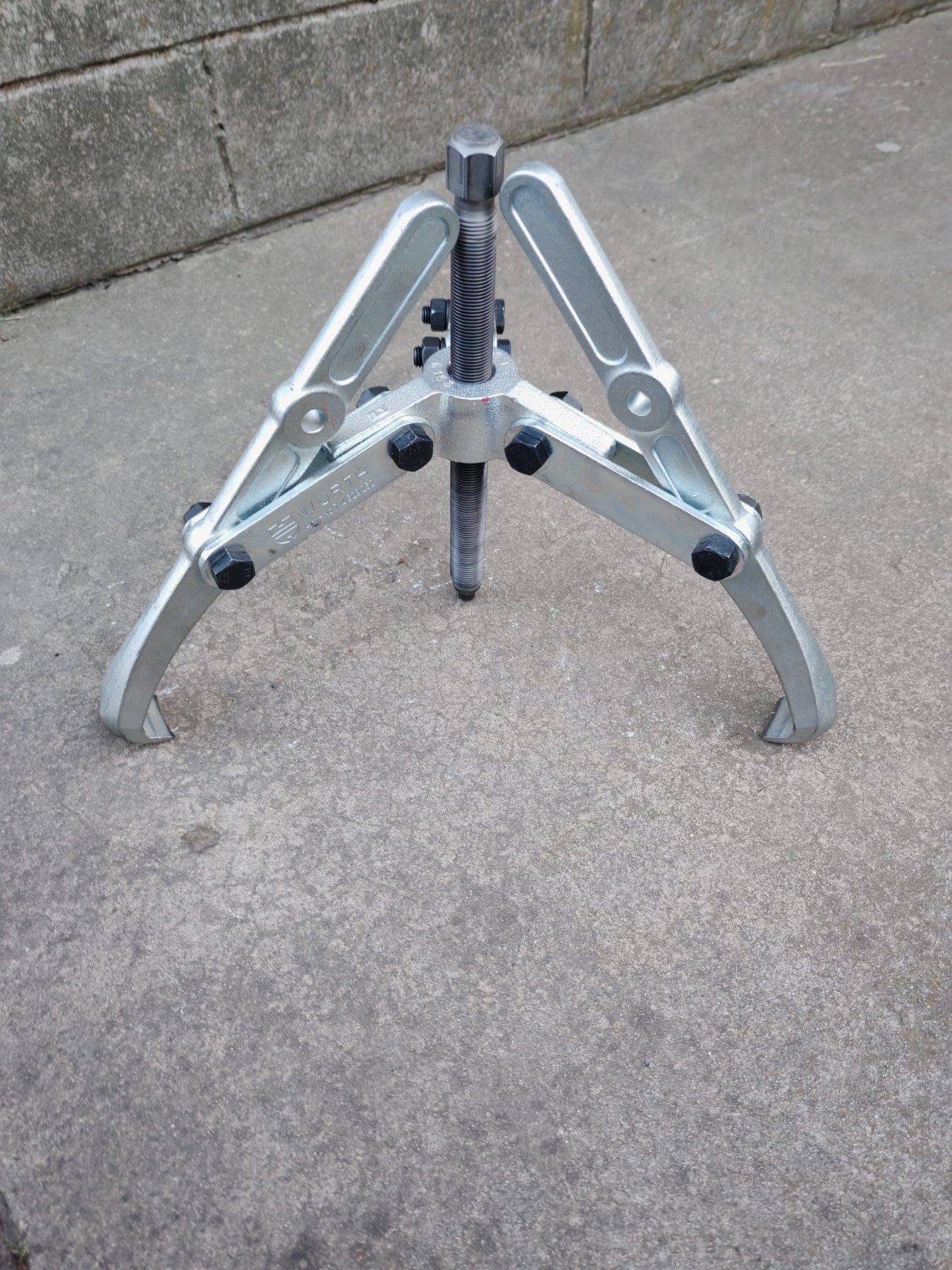 Зйомник підшикників Würth 250 mm