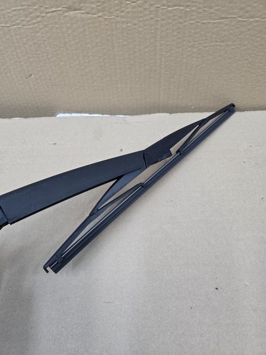 Wycieraczka tylnej szyby Volvo V70II XC70II