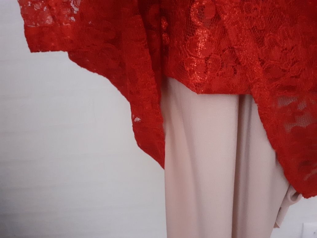 Czerwona koronkowa sukienka Eidos New