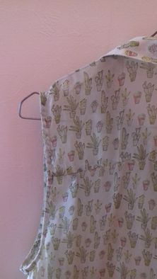 Camisa Sem Mangas Com Padrão de Cactos