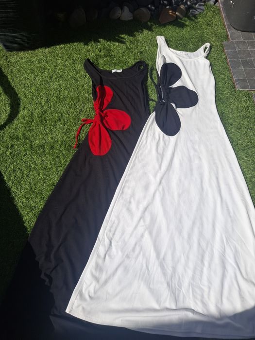 Vestidos flor branco e preto