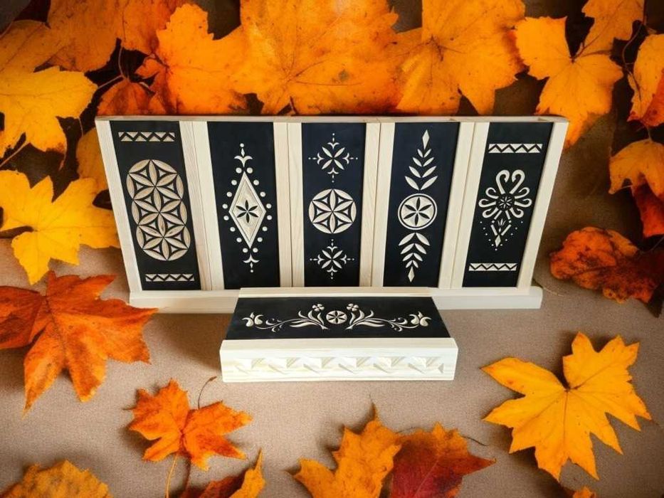 Kinkiet ścienny w stylu góralskim