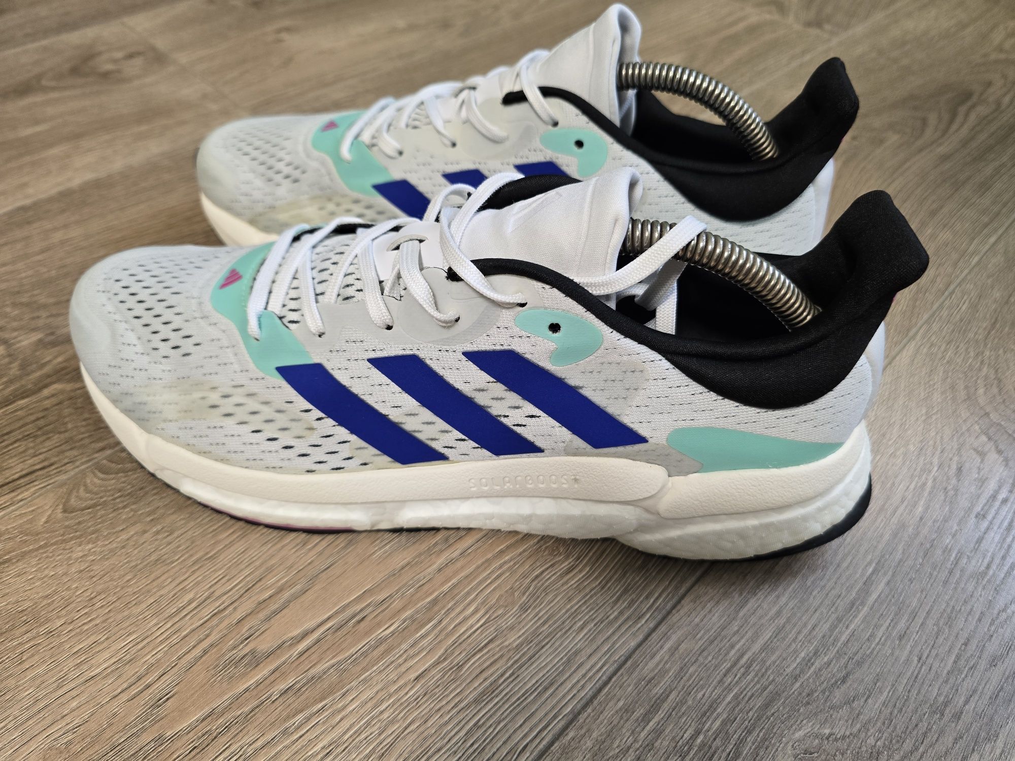 Adidas SolarBoost 4