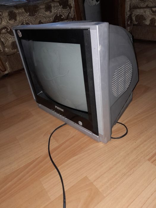 Телевізор Patriot