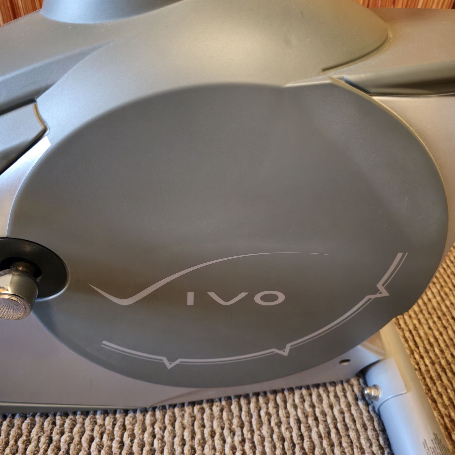 Rower treningowy Vivo NS-1104U2 produkcji Rojax