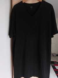 Czarna koszulka męska Uniqlo Supima. Rozmiar XL.
Kolor czarny niespran