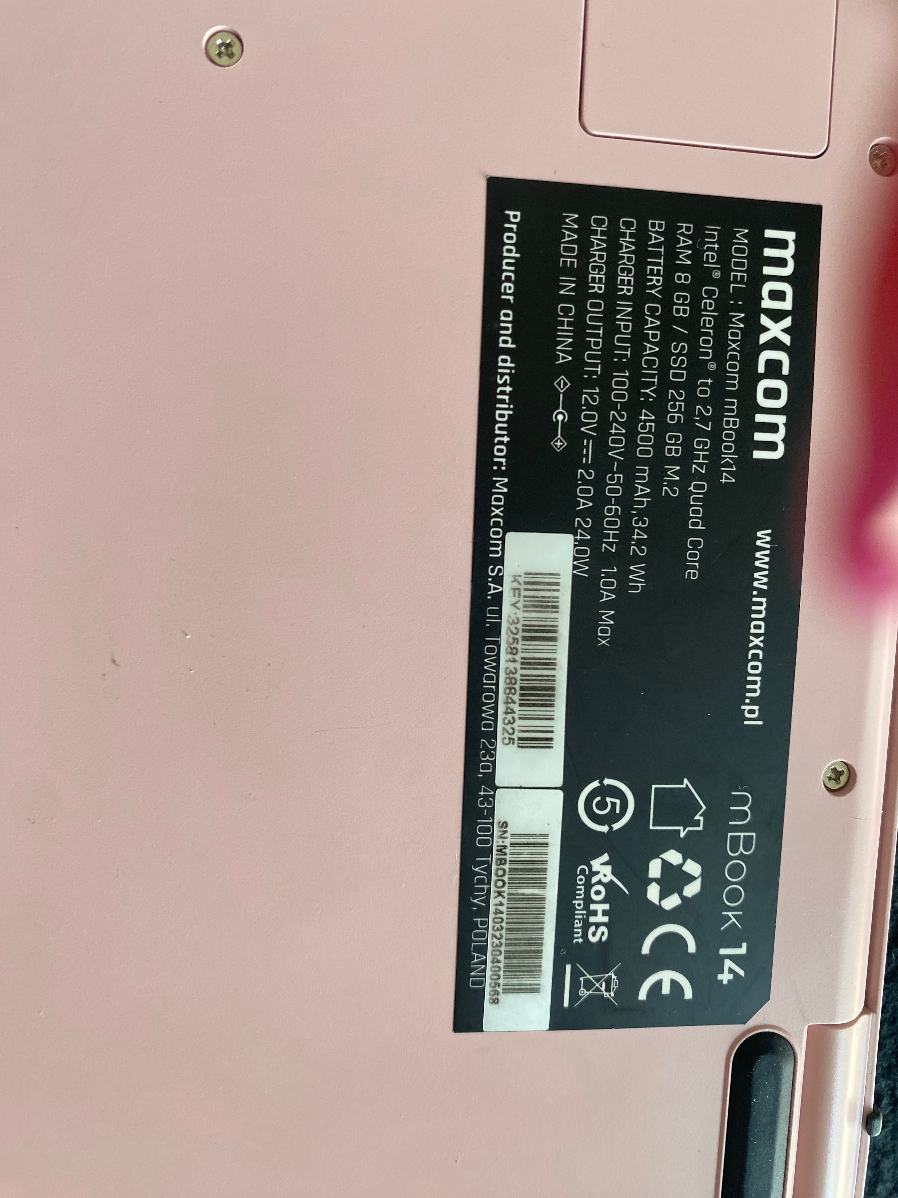 Laptop różowy Maxcom