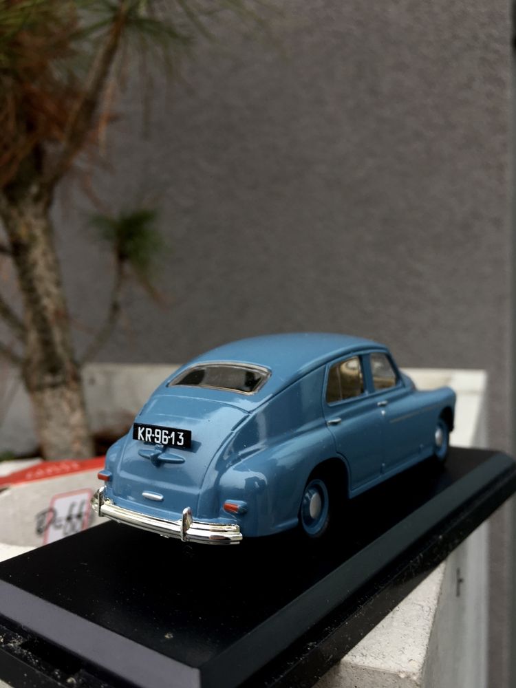 Czasopismo WARSZAWA M20 Jan Paweł II-auta PRL,model,autka,kolekcja