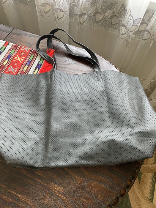 Продам пляжную  сумку Maxx Royal