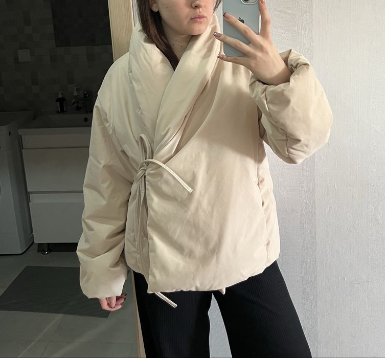 Куртка женская бежевая staff