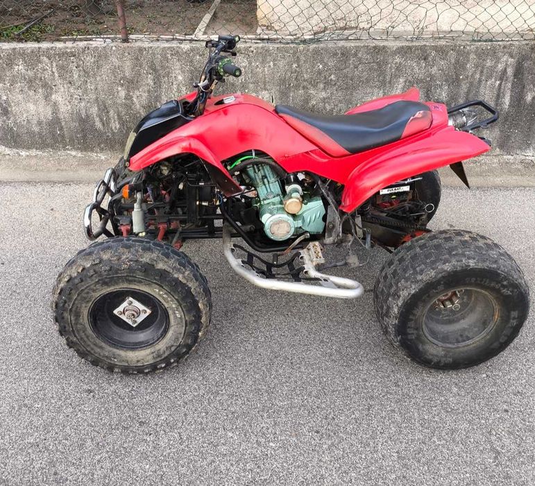 Moto 4 à venda – Pronta para aventuras! 250cc