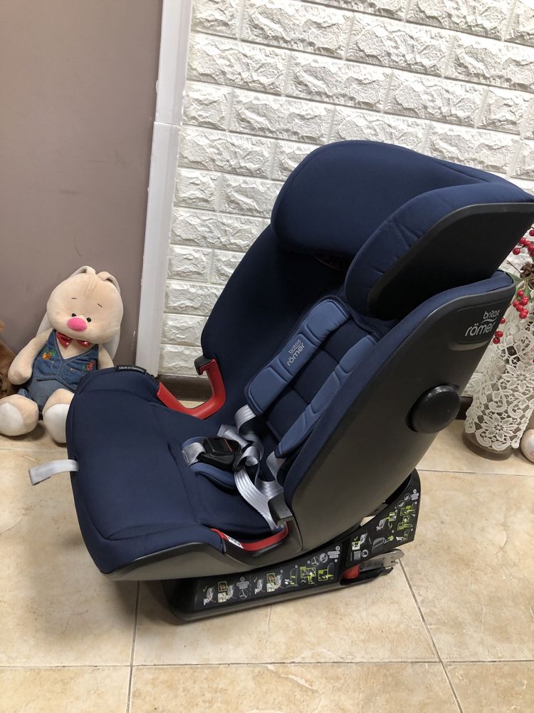 Автокрісло Britax Romer ADVANSAFIX IV R Група 1/2/3 (9-36кг) брітакс