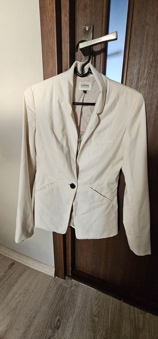 Marynarka ecru BERSHKA M