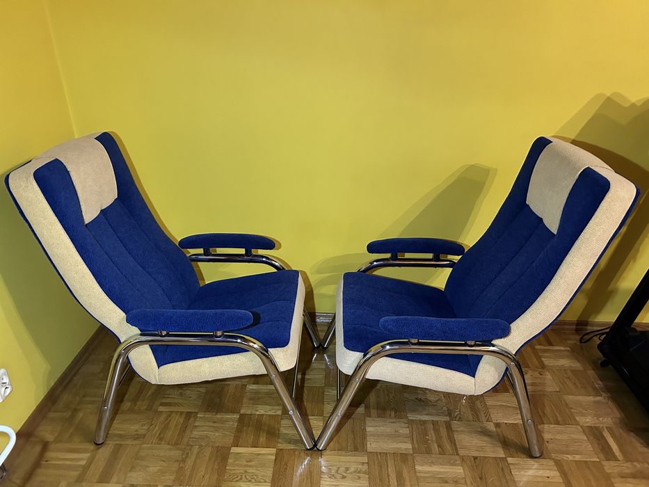 Zestaw wypoczynkowy wersalka rozkładana dwa bardzo wygodne fotele