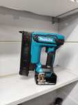 Makita DFN350/ акумуляторний цвяхозабивач Макіта оригінал нейлер по де