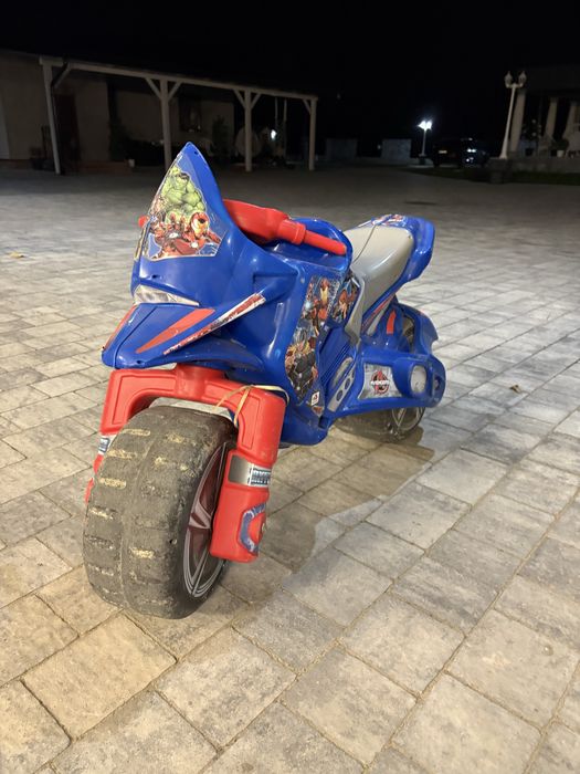 Motorek plastikowy dla dzieci