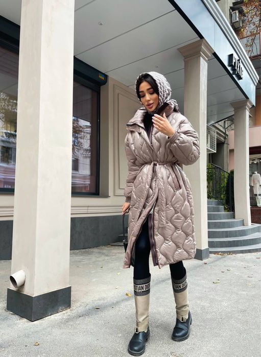 Пуховик куртка стеганный довгий стьобаний