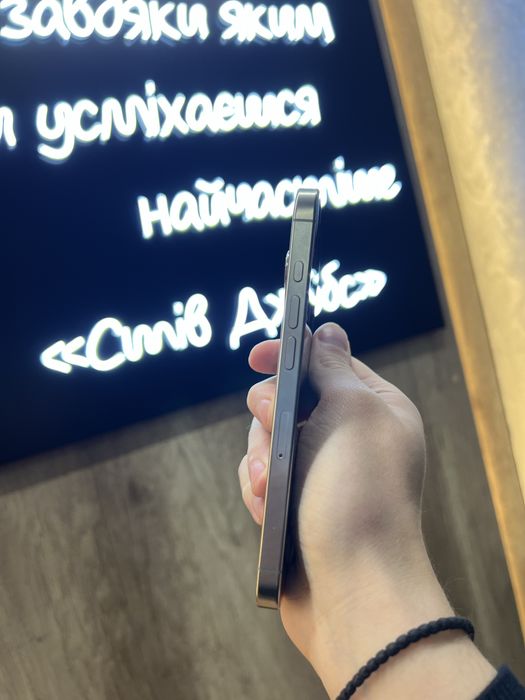 Б/у Iphone 16 Pro 256 Natural Titanium + BOX