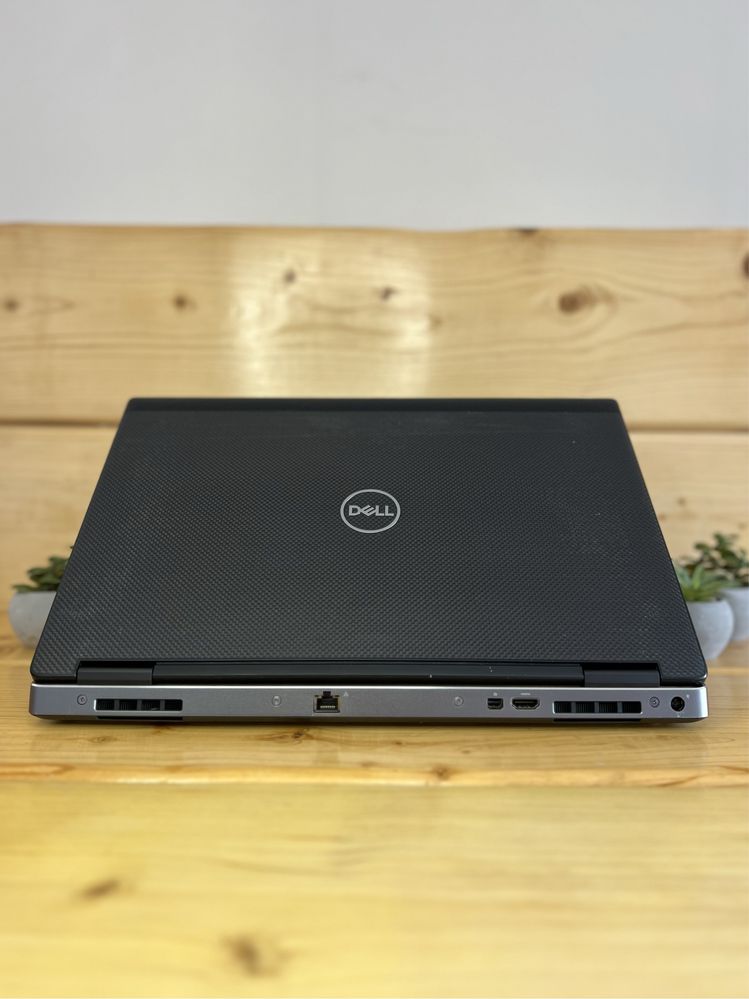 Ноутбук Dell Precision 7530/P2000 4GB/i7-8750H/16GB/512GB/15.6"FHD IPS