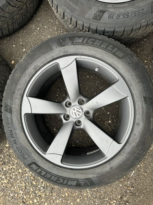 Зимові шини резина на дисках r19 5:112 audi touareg cayenne 3 255/55