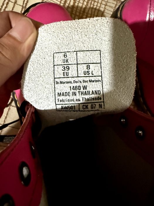 Рожеві Dr.Martens 1460