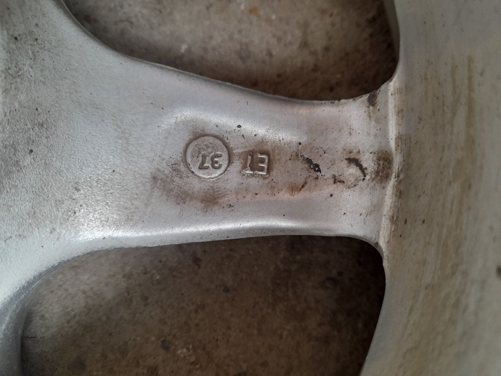 Alufelgi 4x100 r14 VW Audi Seat