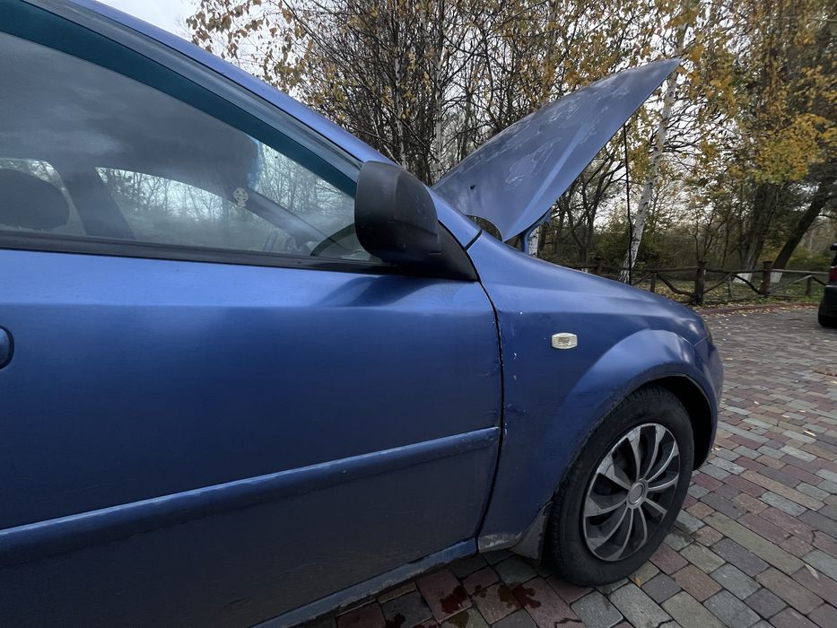 Продам Chevrolet Lacetti 1.6