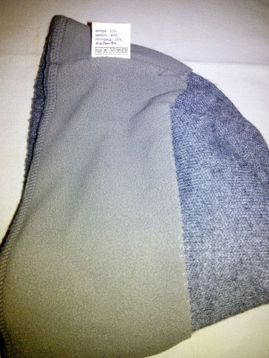 Зимова шапочка для дівчат.