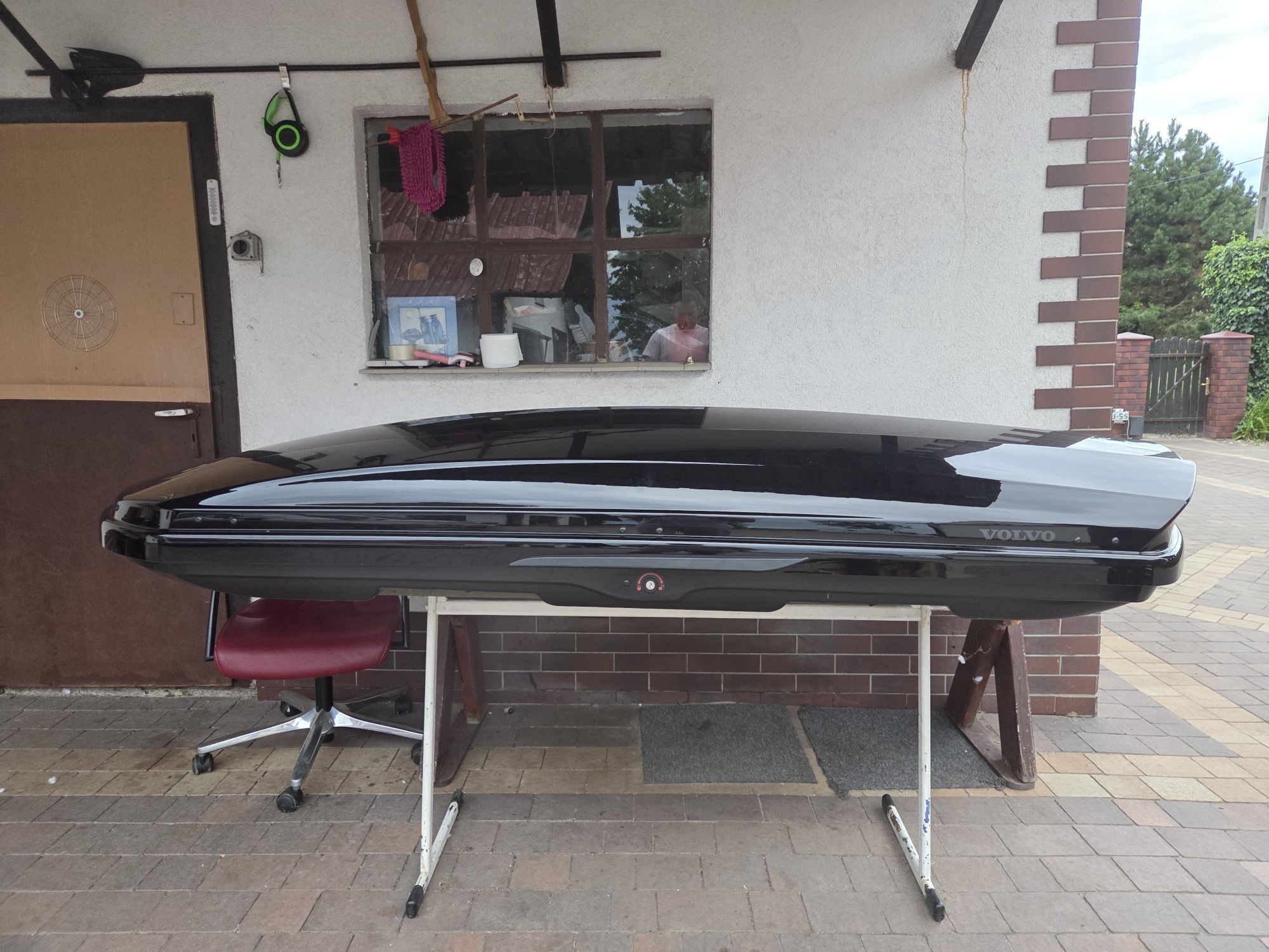 Box dachowy Thule Volvo  Dynamic black glossy 900 czarny połysk
