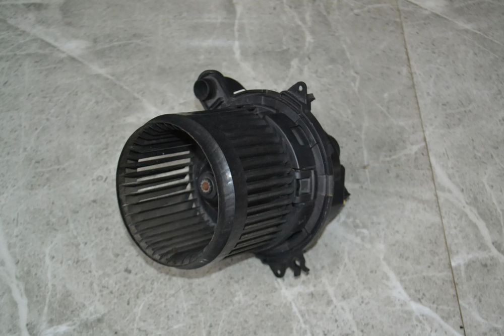 RENAULT CLIO II CAPTUR WENTYLATOR NAWIEWU OGRZEWANIA WNĘTRZA KLIMATYZACJI 5P3730000