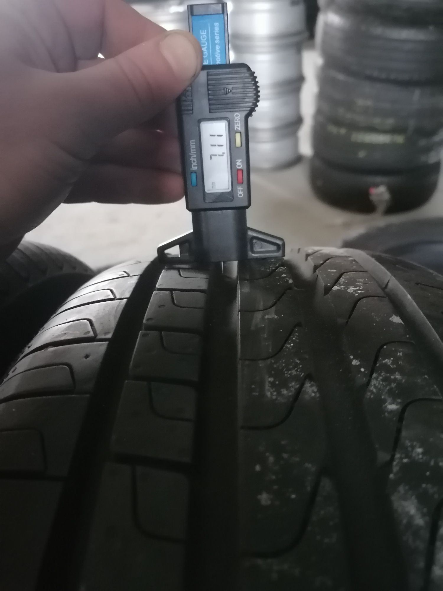 Літні Шини БВ 215/55 R17 PIRELLI Cinturato P7 Склад