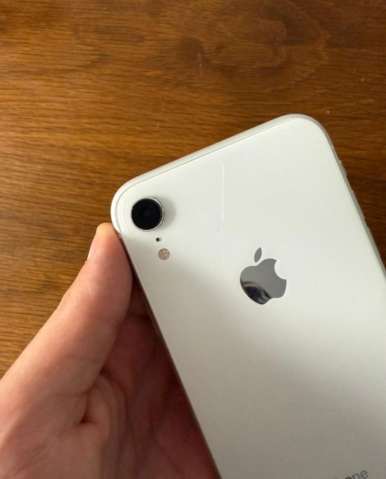 Troco iphone XR COMO NOVO