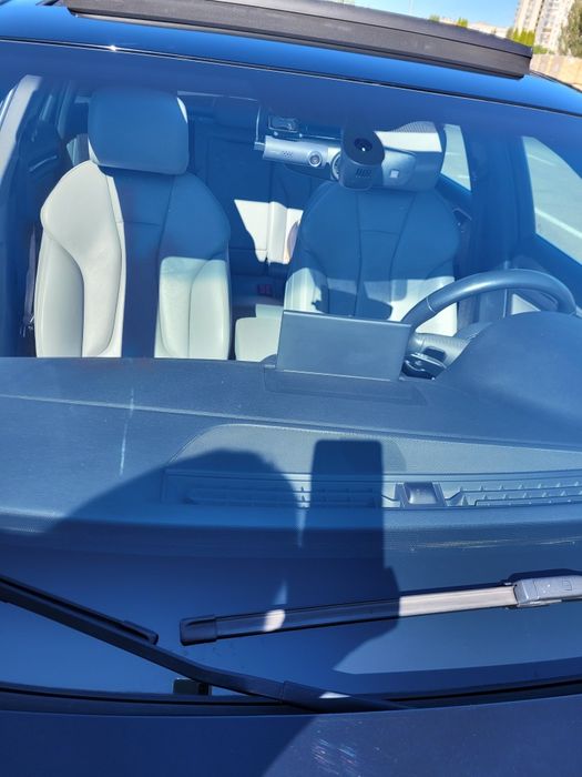 Audi A3 e-tron 2018 плагін гібрид